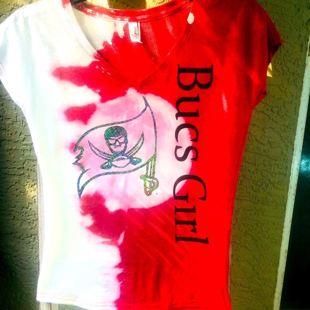 Bucs girl t tye dye